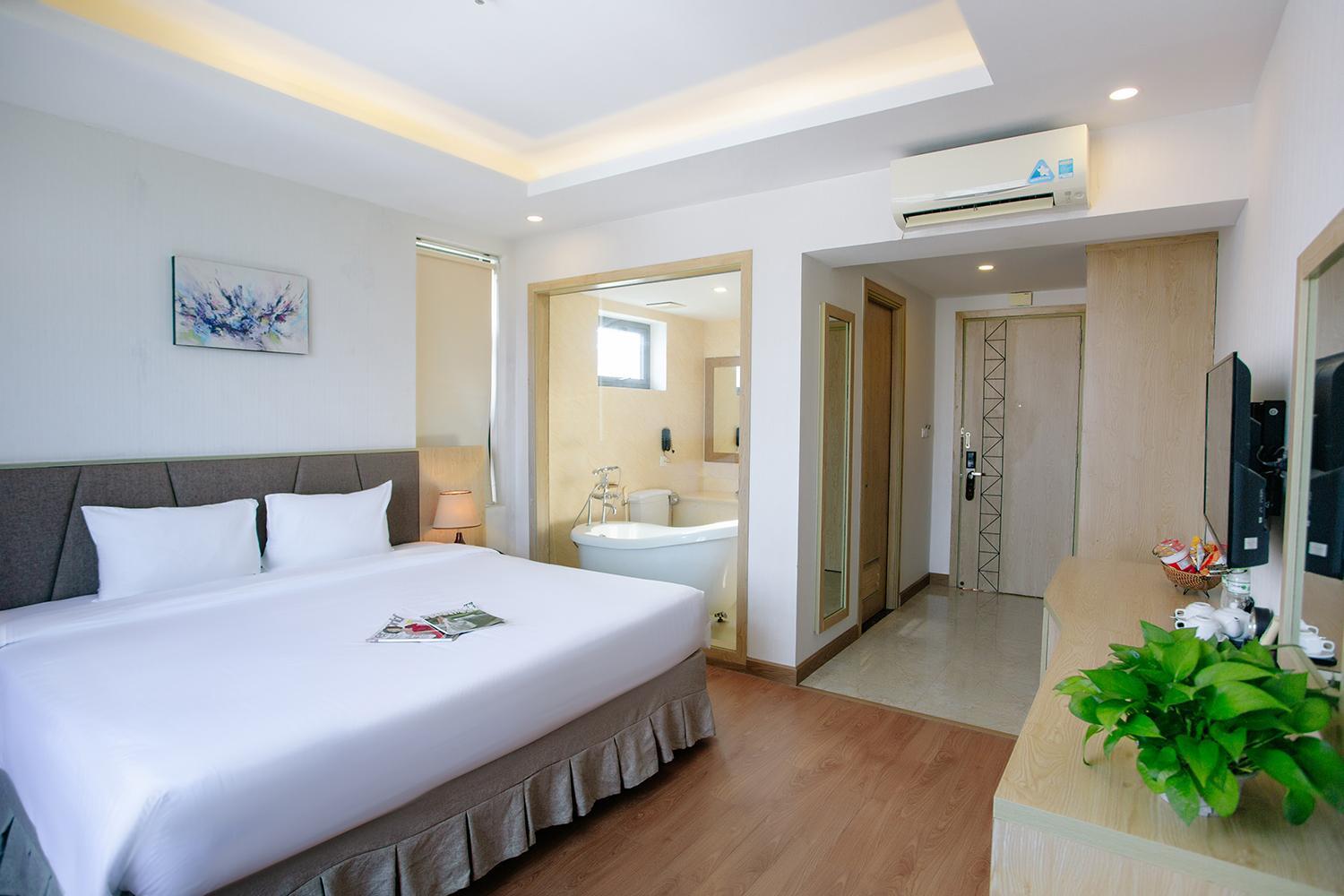 Lavencos Hotel Da Nang Buitenkant foto